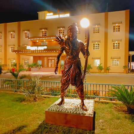 Avadh Sunshine Palace Hotel And Resort Ayodhya Εξωτερικό φωτογραφία