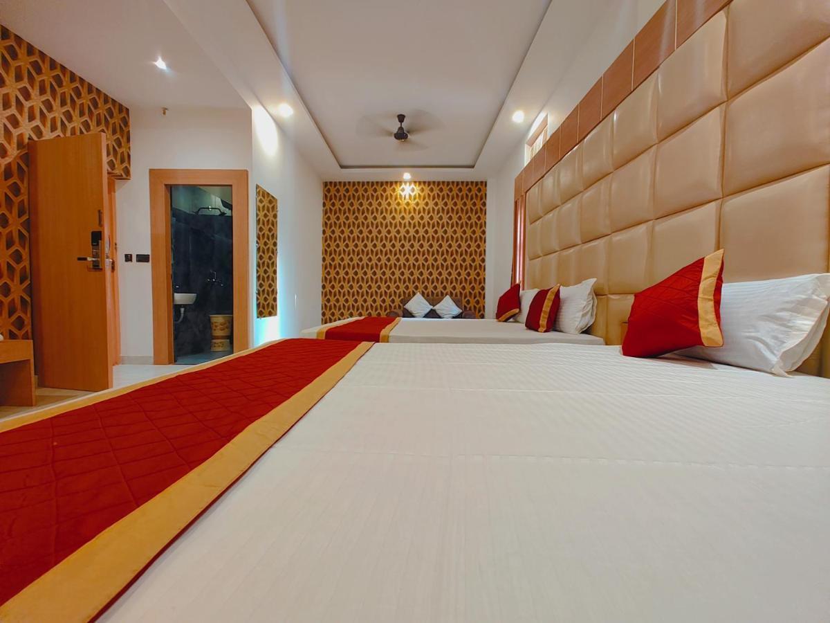 Avadh Sunshine Palace Hotel And Resort Ayodhya Εξωτερικό φωτογραφία