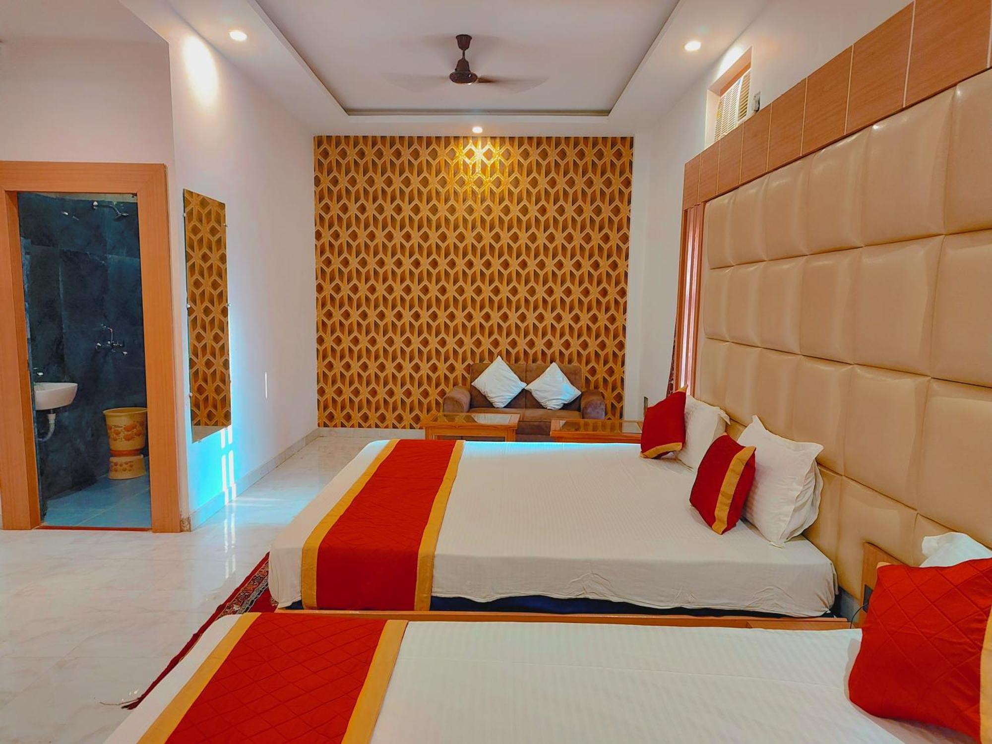 Avadh Sunshine Palace Hotel And Resort Ayodhya Εξωτερικό φωτογραφία